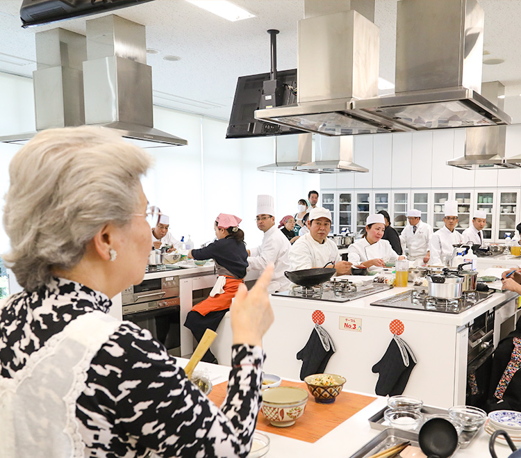 伝えよう　広めよう　ウチナーの食文化　沖縄の食文化 琉球料理